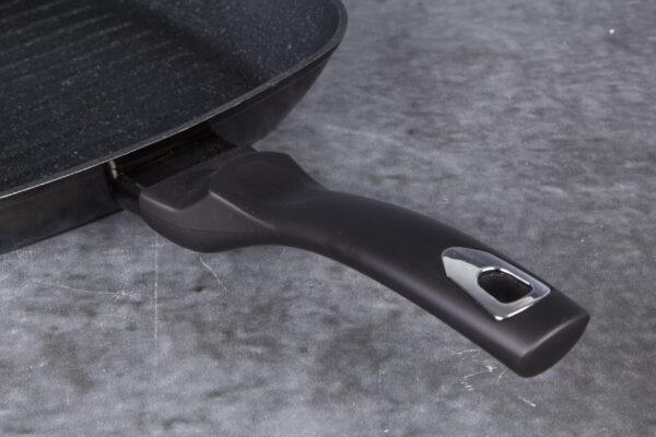 Grilio keptuvė su dangčiu, 28 cm, "Metallic Line Shiny Black Edition-Berlinger Haus-BH-6612-3