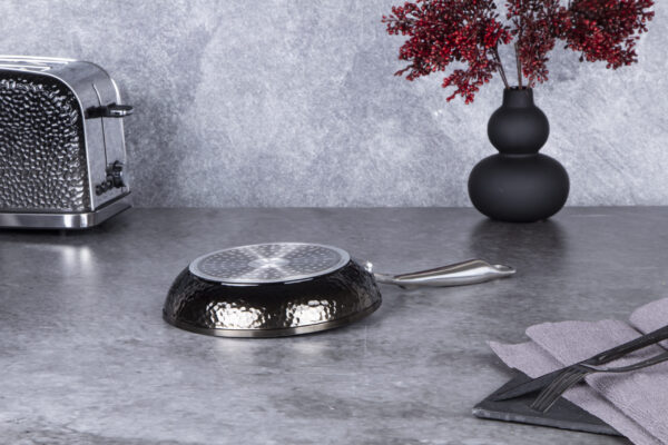 Keptuvė, 20 cm, "Shine Basalt Collection-Berlinger Haus-BH-6648-15