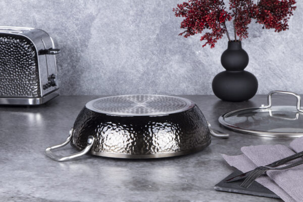 Negilus puodas su dangčiu, 28 cm, "Shine Basalt" kolekcija-Berlinger Haus-BH-6657-28