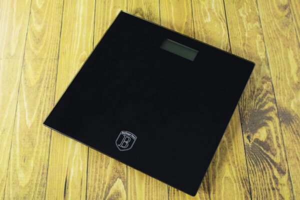 Skaitmeninės vonios kambario svarstyklės, 150 kg talpos, juodos spalvos-Berlinger Haus-BH-9040-3